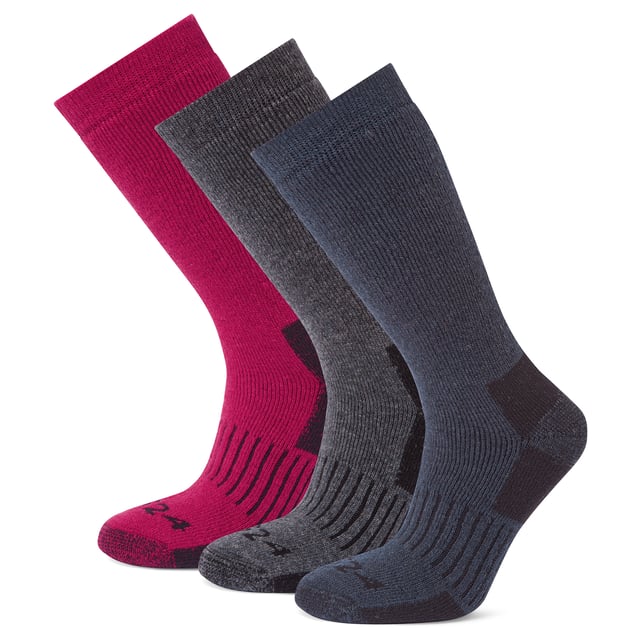 Villach hiking socks offer supreme comfort and protection for your foot. Made from a merino blend fabric and with cushioning across the whole sock offering all round protection, these socks will ensure that rubbing and blistering is kept to a minimum so you can focus on enjoying your walk. Additional comfort features include a non-slip grip cuff that will keep your socks firmly in place, a re-inforced toe and heel section on each sock, elastic arch support and a flat toe seam to keep them comfy against the front of your shoe or boot. These socks come in a handy 3 pack and a variety of colours, so you'll never be without a great pair of hiking socks!