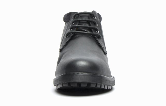 Step out in style this season with the Oaktrak Ballard leather by Red Tape chukka style mens boots, a true well-rounded option for the modern man.
 Crafted from a premium leather upper with a padded suede ankle collar and textile lining complete with a classic lace fastening finished with a cleated heel and outsole for durable rugged wear.
 These Ballard all leather boots from Red Tape are highly versatile and can be dressed up or down depending on the occasion.
 - Premium all Leather upper
 - Comfy Textile lining
 - Classic lace fastening
 - Padded ankle and heel collar
 - Cushioned footbed
 - Heel pull tab for easy on / off wear
 - Durable rugged outsole