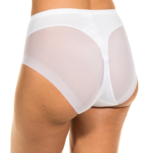 Secrets panties Janira
 Shaping thong effect.
 Elastic waistband.
 Seamless, leaves no mark.
 Thong and panties in a single garment.
 Comfortable and breathable semi-transparent fabric.
 Inner lining.
 Seams seen in tone.
 Composition: 70% Polyamide, 30% Elastane
 Care:
Wash at a maximum temperature of 30º.
 - Do not use bleach.
 - Do not use dryer.
 - Do not iron.
 - Do not dry clean.