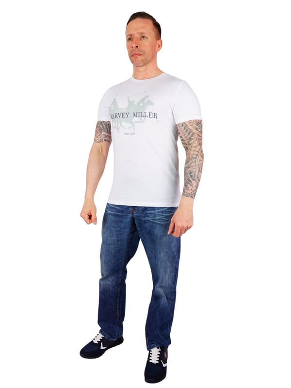 Een geweldig casual overhemd voor heren van het merk Harvey Miller. Aangenaam om te dragen, comfortabel en sportief gesneden tegelijk. Kan met veel kledingstukken gecombineerd worden. De mode van Harvey Miller wordt gekenmerkt door hoogwaardige materialen en nauwkeurige afwerking.