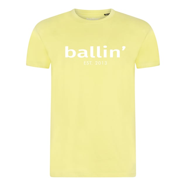 Camiseta de hombre de la marca Ballin Est. 2013. Estas camisetas de Ballin Est. 2013 están hechas de 100% algodón orgánico, y tienen un ajuste Regular. Se trata de un corte ligeramente más estrecho. El suave algodón proporciona una gran comodidad.  Marca: Ballin Est. 2013Nombre del modelo: Regular Fit ShirtCategoría: camiseta de hombreMateriales: algodón orgánicoColor: amarillo