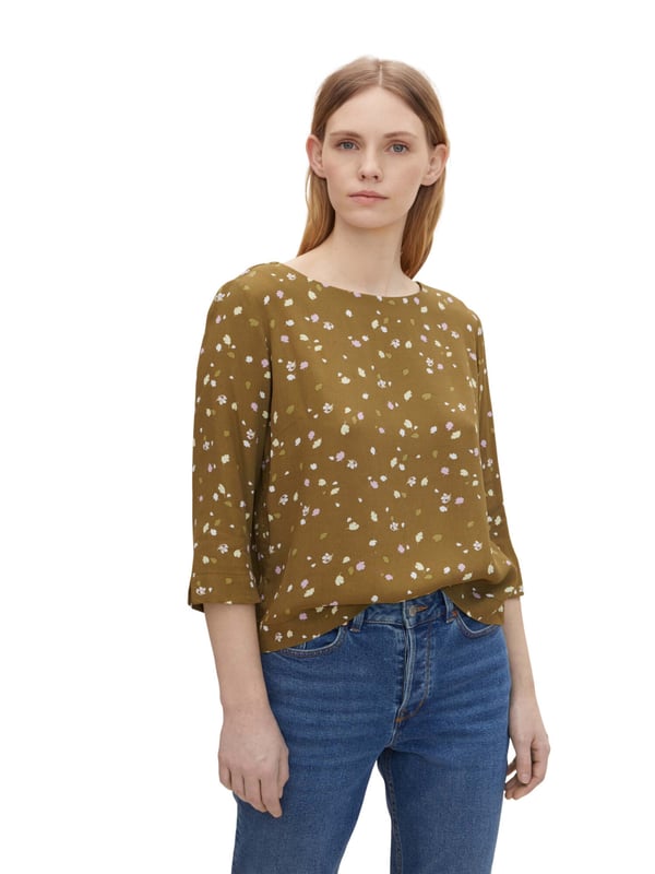 Gedessineerde blouse met boothals en 3/4 mouwen van zuivere viscose.