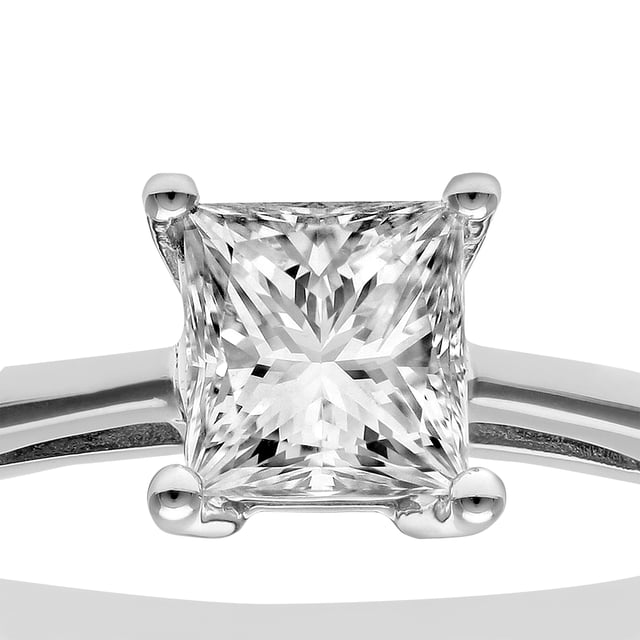 Oro amarillo de 18 quilates (750): 3 gr; # Diamante: 0,75 ct