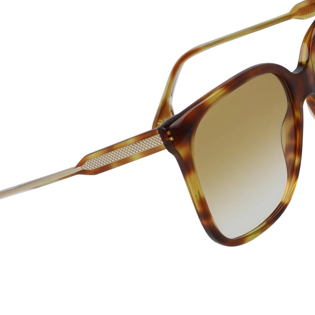 VB610S women display picture 1