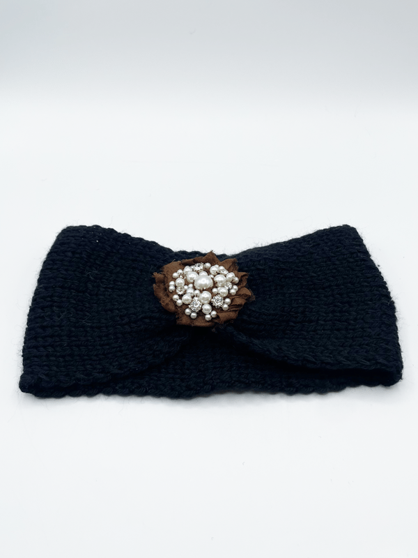 Black Knitted Headband With Pearl and Gem Flower
Colour:Black
Onesize
Material: 100% Acrylic
SKU: W51121