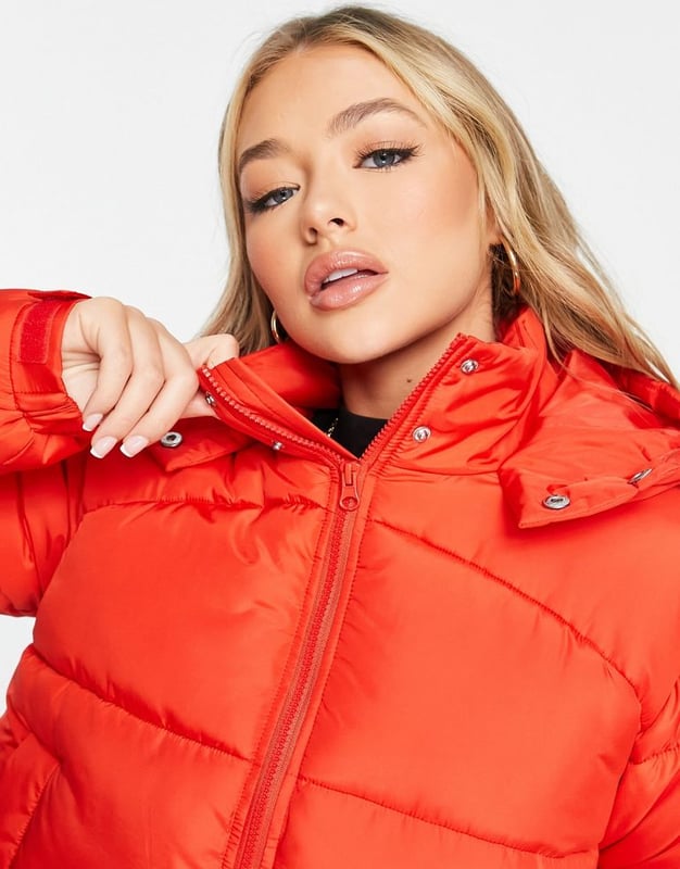 Missguided hooded padded puffer jacket in red