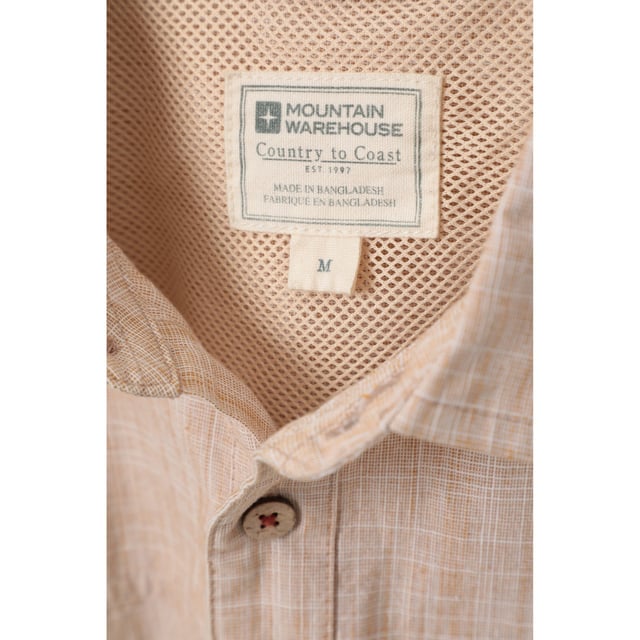Outer Materials: 100% Cotton. Lining Material: 100% Polyester. Fabric: Slub. Lining: Mesh. Design: Textured. Pockets: 1 Chest Pocket, Zip. Fastening: Button. Sleeve-Type: Short-Sleeved. Neckline: Turn Down Collar. Fabric Technology: Breathable, Lightweight. 7 Button Placket.
