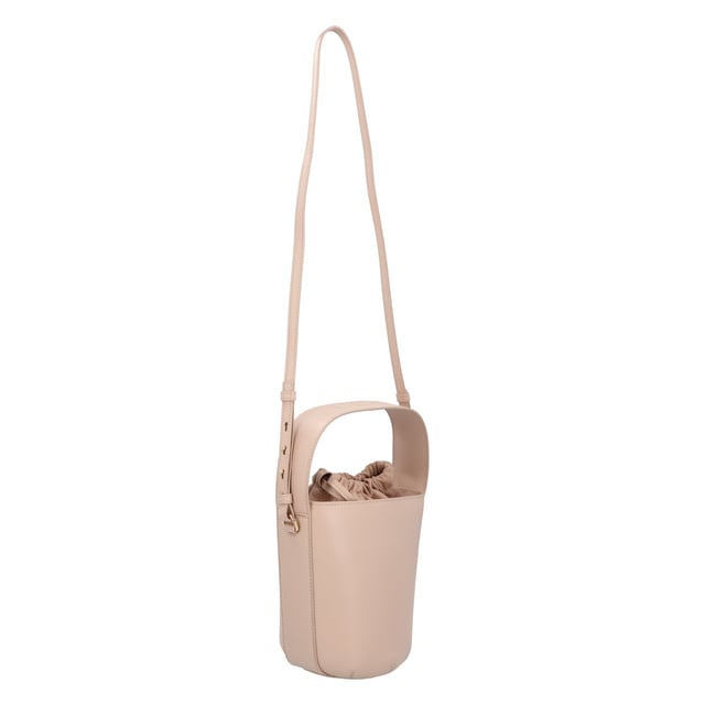 Size: Approx. 18cm (top x 13cm (bottom x 19cm (height x 13cm (width
Handle length: Approx. 37.5cm (handle width: Approx. 5cm, shoulder length: Approx. 106-120.5cm

Material: Leather
Opening type: Drawstring
Interior style: 1 open pocket, no internal dividerMeasurments:  width: 130 mm height: 190 mm strap length: 1060-1205 mm handle drop: 375 mm
