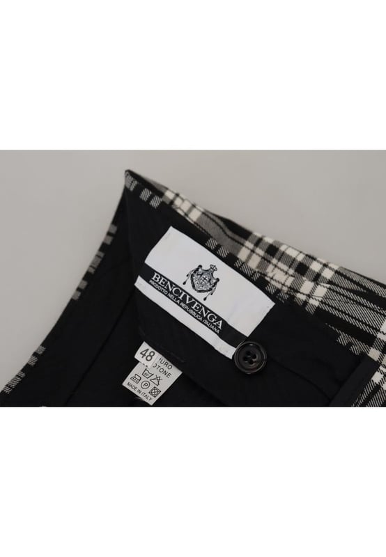 100% Authentic BENCIVENGA Black Cotton Pants
  From the exclusive MainLine BENCIVENGA collection
  Model: Pants
  Colour: Black
  Material: Pure Cotton
  Logo Details
  Made in Italy