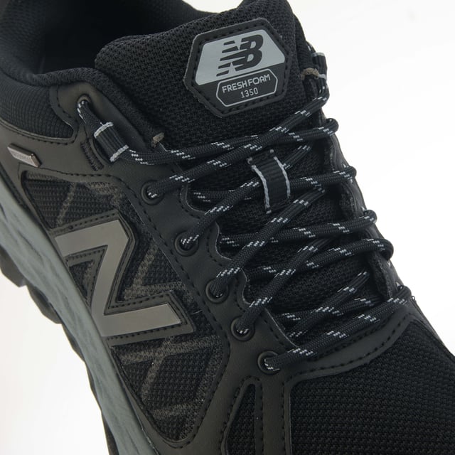Men s New Balance MW1350W1 Trainers in Black