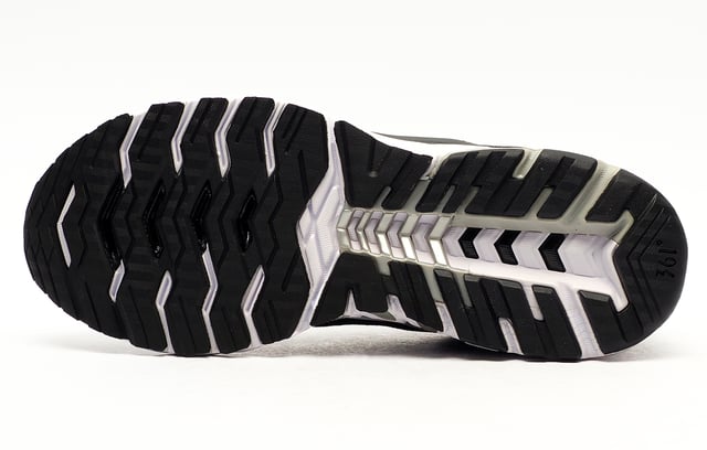 If you're searching for a top-tier running shoe that offers great value, the 361 Strata 5 is an excellent option. This durable, super comfortable shoe is designed to provide extra support and superior cushioning, making it a versatile choice for runners of all types. Built to endure the demands of long-distance running while maintaining stability and a plush feel underfoot.
 Featuring an innovative double-layer textile and mesh upper while a MORPHIT lacing system has been carefully designed to adapt to different foot shapes an anatomically designed tongue reduces pressure across the top of the foot and a full-length QU!KFOAM midsole with a padded heel and ankle collar make the Strata 5 easy to put on and take off delivering a luxurious fit and feel.
 Finished of with a durable rubber outsole enhancing grip on multiple surfaces and ensuring you can reach your goals with speed and precision.

 - Textile / Double-layer mesh mix upper enhances breathability
 - Anatomical pressure free tongue design
 - Soft textile lining for comfortable fit and feel
 - Contoured heel design
 - Morphit supportive and contoured fit system
 - Perfect fit lace up closure
 - OrthoLite comfort cushioned insole
 - Qu!ckfoam and EVA rubber blend midsole
 - Durable outsole
 - 361 branding