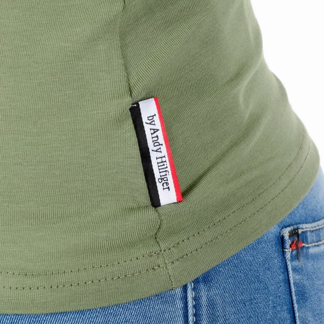 By: Andrew Charles By Andy Hilfiger - Detail: TS602 031002 PHENIX GREEN 003 - Colour: Green - Composition: 95%CO + 5%EA - Measures: Slim Fit - Made: TUNISIA