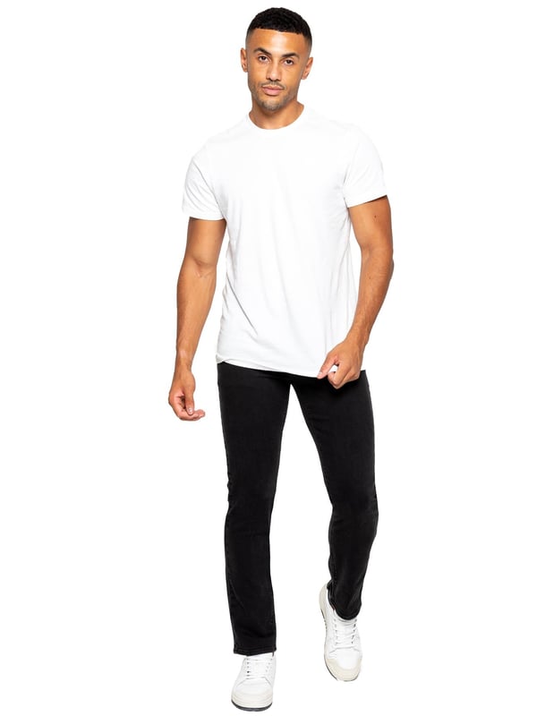 Eto Mens Straight Leg Jeans. Con un diseño de 5 bolsillos. Fácil y cómodo de llevar. Botones y remaches de marca. Ideal para ropa casual o de trabajo.