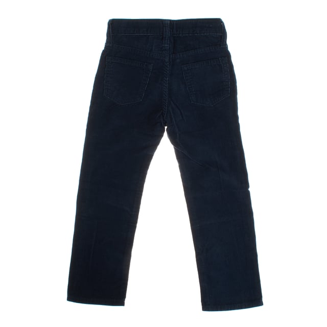 Boys corduroy pants, made from authentic stretch-free corduroy denim for a classic, long-lasting style.

 Featuring a straight cut design, these pants offer a comfortable, traditional fit.

 The front closure features a button in the center, while sizes 4 to 8 include a convenient hook and bar system hidden under a false clasp. Additionally, it includes an adjustable elastic band on the inside, allowing for a perfect and comfortable fit.

 Featuring a zip fly for added practicality, these corduroy jeans are ideal for everyday wear, providing a timeless and functional look.
 Composition: 100% Cotton
 Care:
- Machine wash cold.
 - Use similar colors in the wash.
 - Avoid the use of bleaches.
 - Dry at low temperature in the dryer.
 - Iron at low temperature.
 - Do not dry clean.