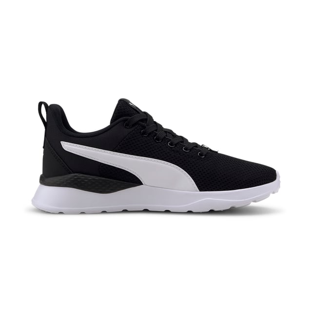 Deconstructed and refined, the Anzarun Lite Trainers ensure a clean look that's perfect for every occasion. Featuring a breathable mesh upper, a cushy EVA midsole and true heritage PUMA branding throughout, this trainer is comfort and style combined.