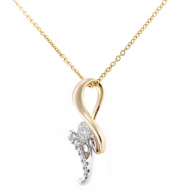 9K (375) Yellow & White Gold: 1.345gr; # Diamond: 0.15ct; # Dimension: 46cm x 1.7cm x 0.6cm