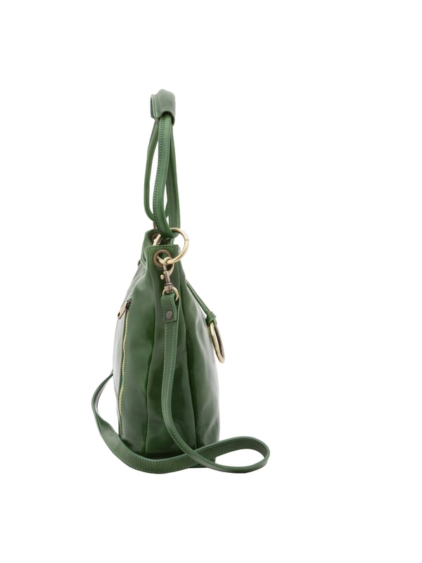 Bolso bandolera para mujer. El cierre es con cremallera. Hay dos bolsillos internos con cremalleras. Los bolsillos externos son uno en la espalda con cremallera. La bandolera es extraíble en piel. El mango es de piel. Hay dos compartimentos internos. El material exterior es auténtica piel de vacuno. Internamente está forrado en algodón. Medidas: 29x32x11 cm. Hecho en Italia