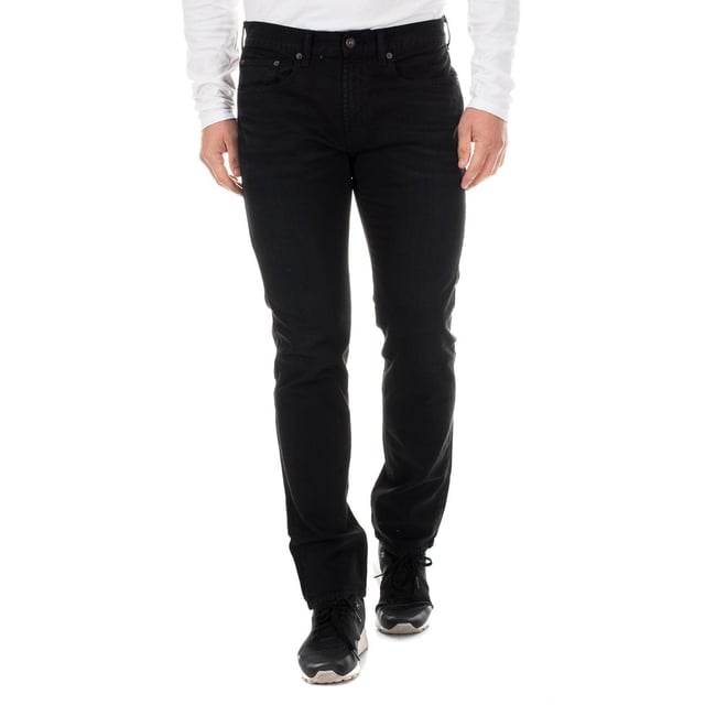 Pantalón tejano largo Nautica.
Color Negro denim.
Cierre de botón y cremallera, en el frontal.
Dos bolsillos abiertos y mini bolsillo, en el frontal.
Dos bolsillos abiertos, en la parte trasera.
Etiqueta personalizada por la firma, en el lateral de la cinturilla trasera.
Corte recto.
Tejido cómodo y transpirable.
Costuras vistas a tono.

Composición:  99% Algodón. - 1% Elastano. 

Instrucciones de lavado:
- Lavar máximo a 30ºC.
- Planchar a media temperatura, máx. 110ºC.
- No permite usar secadora.
- No usar lejía.
- No admite el  lavado en seco.