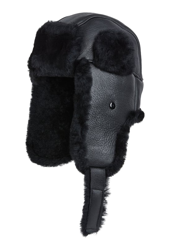 Stay cozy and stylish with this Men’s RAF Aviator Sheepskin B-55 Trapper Hat. Made from genuine sheepskin with a soft shearling lining, it offers excellent warmth and comfort in cold weather. Designed with ear flaps and a secure chin strap, this hat is perfect for outdoor adventures or daily winter wear. Its classic black leather finish adds a timeless and rugged look.

Key Features:

Genuine sheepskin leather with soft shearling lining
Classic aviator style with a black finish
Ear flaps for added warmth and protection
Adjustable chin strap for a secure fit
Ideal for cold-weather outdoor activities and everyday use