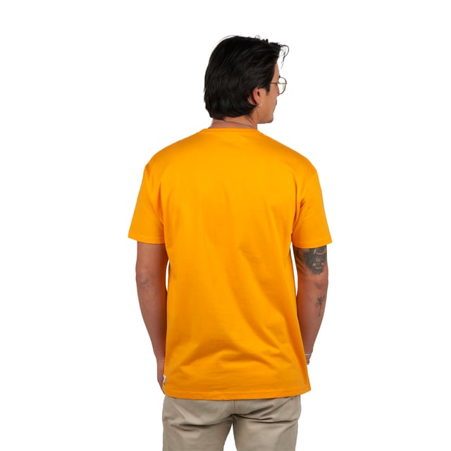 Short sleeve t-shirt Superb.
 Round neckline with ribbed finish.
 Brand print on the front.
 Seams seen in tone.
 Composition: 100% cotton
 Care:
- Wash at max. 40ºC.
 - Do not use bleach.
 - Iron at low temperature.
 - Do not dry clean.
 - Do not use dryer.