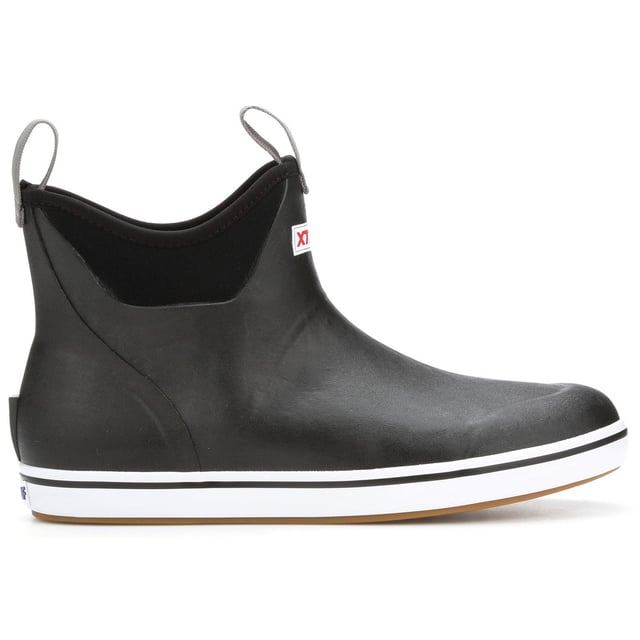We've created a lightweight design with the same slip-resistant Chevron outsole found in our Legacy boots. The performance ankle deck boot is the perfect boot for any on the water athlete looking for protection with slip-on-and-go styling.