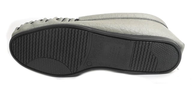 These English Moccasins Slippers are made in Northamptonshire and available in  Black or tan leather and Tan Suede.  These comfortable yet hardwearing soft leather slippers are ideal for lazing around the house in a traditional moccasin style. Stitch work to the upper finishes off the classic look.