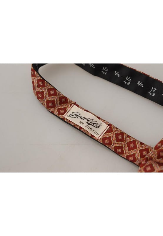 Marca: SCOTCH & SODA.
  Estado: A estrenar con etiquetas.
  Coleccion: Exclusivo SCOTCH & SODA.
  Color: Multicolor con patron.
  Estilo: Atado.
  Material: Seda.
  Tamano: Talla unica con correa para el cuello de longitud ajustable.
  Ancho: 6cm.
  Genero: Hom.
