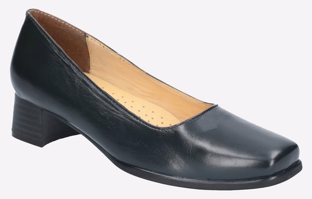 A lovable classic with genuine leather uppers and dynamic square toe and in an extra wide fit. Walford is a conventional womens slip-on court shoe with medium block heel for added height. An extra wide court with E-fitting for additional comfort.
  - Leather upper and soft leather lining - Full leather footbed and deeply padded instep - Extra-wide E fitting for all-day comfort - Durable and flexible synthetic outer sole - Flattering 1 " heel for extra height - Flattering small heel for extra height - Smart court shoe ideal for office and formal wear