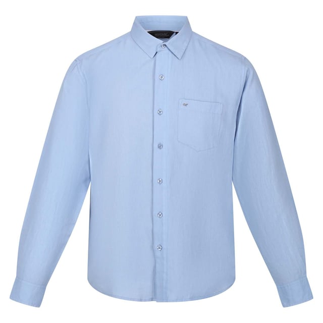 The Brycen men's shirt from Regatta is cotton soft, stylish and breathable. The men's long-sleeved shirt is made with a soft and Coolweave cotton and polyester blend, that's naturally breathable and hardwearing. The fabric comes with a touch of elastane for comfortable stretch. With a smart chest pocket, it's ideal for city exploring. Team with jeans and trainers. Material: 100% Cotton. Ref: RMS166KDS.