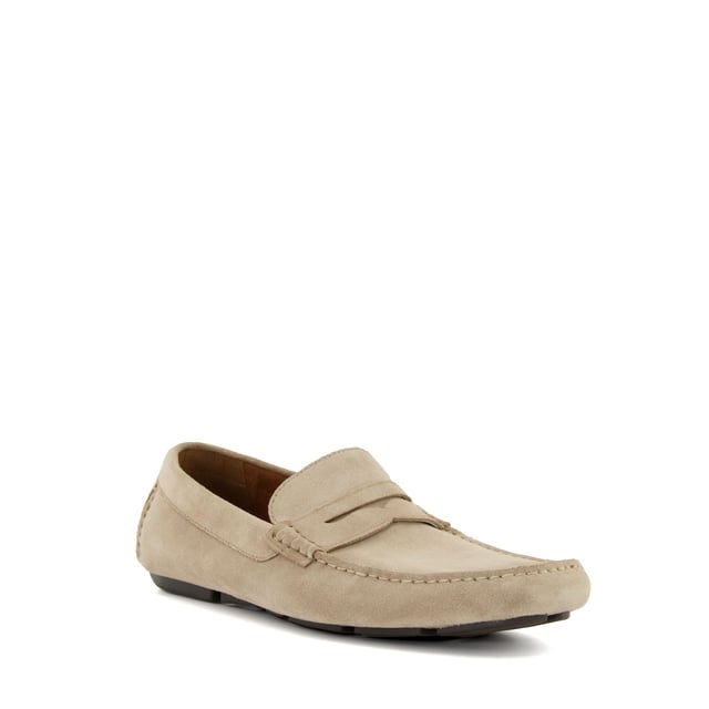 An emulation of Beacons, we've updated our portfolio of luxurious moccasins with Bradley. These penny loafers are a classic slip-on design, crafted with a cushioned footbed for all-around comfort, and woven upper detailing. The square-toe silhouette instantly updates the aesthetic.