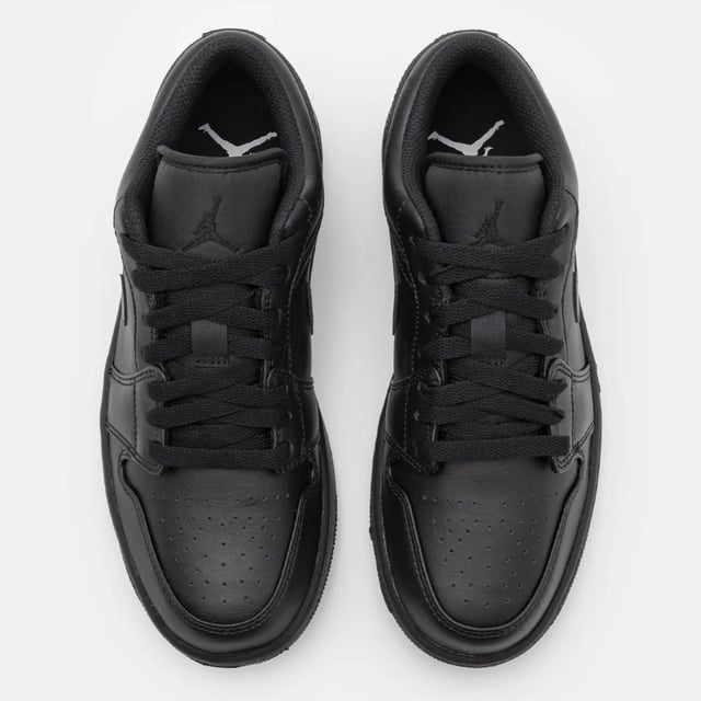 Aj 1 all black discount