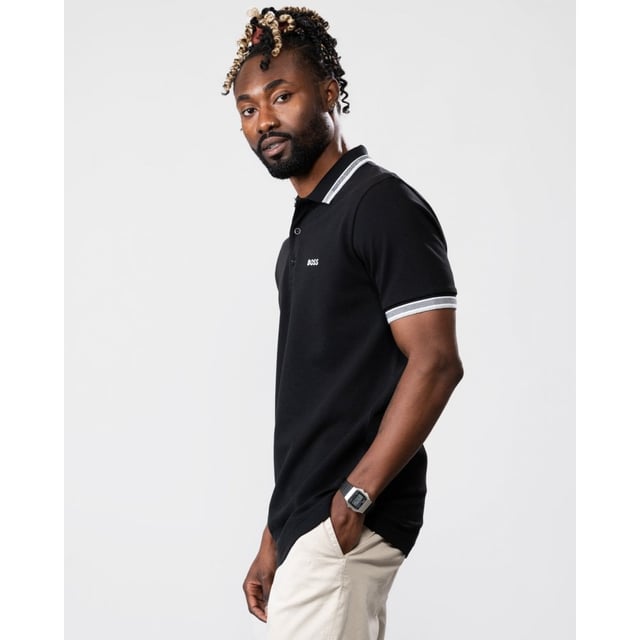 A signature polo shirt by BOSS Menswear, cut to a regular fit. Featuring contrast tipping and a logo at the left chest, this short-sleeved polo shirt is designed in cotton piqué and detailed with further BOSS branding at the undercollar.
Regular fitFlat-knit collarNumber of buttons: 3Short sleevesFlat-knit cuffsStandard length
100% Cotton
50469055
Model is 5"8 and wears size M