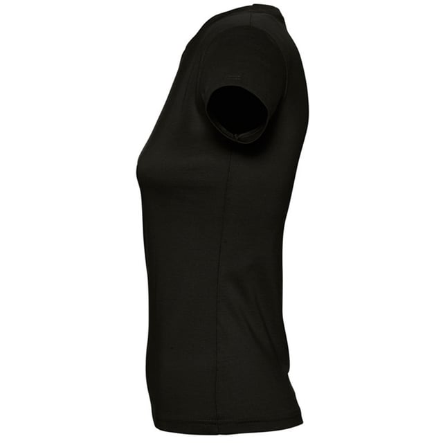 Getapete rughals. Ribbenhals. Zijnaden. Dubbele naaldmouwen en zoom. Gewicht van de stof: 190 g/m2. Materiaal: 100% ringgesponnen semi-gekamd katoen. Slank model. Damesmaat: S(8/10), M(10/12), L(12/14), XL(14/16), XXL(16/18).