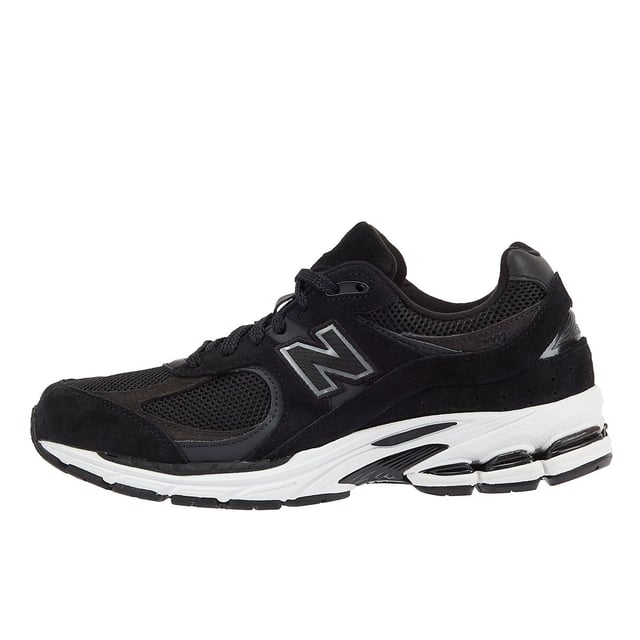 These premium sneakers,are crafted from a blend of luxurious suede and breathable mesh. The ABZORB SBS heel cushioning ensures superior shock absorption, while the stability Web outsole technology provides added arch support for an unparalleled walking or running experience.