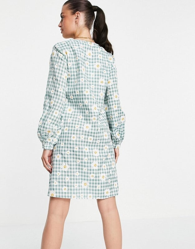 Check and floral print
V-neck
Balloon sleeves
Elasticated cuffs
Smock style
Relaxed fit
Loose cut
Plain-woven fabric
Lightweight feel 
Main: 100% Polyester