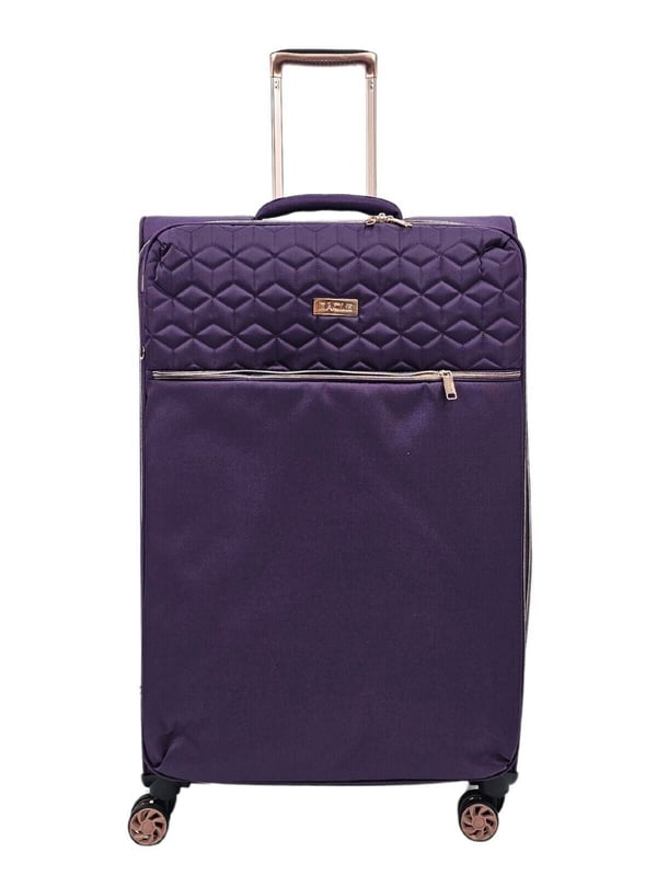 Colección de maletas Skyper: ¡donde el estilo se combina con un viaje sin esfuerzo! Presentamos la colección de maletas Skyper, una fusión perfecta de moda y funcionalidad, diseñada para mejorar tu experiencia de viaje. Esta impresionante colección viene en cuatro tamaños y una variedad de colores elegantes, que incluyen negro, morado, azul verdoso y gris, que satisfacen los diversos gustos de cada viajero. Características principales: • Cremallera en contraste de oro rosa: la maleta Skyper presta atención a los detalles. Su cremallera en contraste de oro rosa no solo agrega un elemento de elegancia y sofisticación, sino que también garantiza que tus pertenencias estén seguras con estilo. • Ruedas giratorias: dile adiós a las dificultades de manipular equipaje pesado. Cada maleta Skyper cuenta con ruedas giratorias de suave giro, que brindan una navegación sin esfuerzo por aeropuertos, calles y vestíbulos de hoteles. Las ruedas giratorias de 360 ​​grados otorgan una maniobrabilidad excepcional para una experiencia de viaje perfecta. • Bolsillo frontal: mantente organizado mientras te desplazas con el práctico bolsillo frontal. Ideal para guardar artículos esenciales de viaje como pasaportes, tarjetas de embarque y pequeños dispositivos electrónicos, este bolsillo accesible garantiza que sus artículos cruciales estén siempre a su alcance. • Material liviano: Viaje con comodidad con la construcción liviana de la maleta Skyper. Fabricada con materiales duraderos que mantienen el peso al mínimo, esta maleta le permite empacar más sin exceder los límites de equipaje. Perfecta para viajeros frecuentes y espíritus aventureros. Ya sea que se embarque en una escapada de fin de semana o un viaje de larga distancia, la colección de maletas Skyper le asegura viajar con estilo y facilidad. Mejore su viaje con esta impresionante maleta que combina a la perfección un diseño de moda con características prácticas, todo a un precio asequible. Actualice a la maleta Skyper y redefina su experiencia de viaje: ¡inteligente, elegante y sin complicaciones! Juego completo 3 tamaños | Cabina+ Mediana+ Grande, • Maleta de cabina de 20 pulgadas - Tamaño 56 x 36 x 22 cm Peso: 2,4 kg Capacidad: 46 litros • Maleta mediana de 25 pulgadas - Tamaño 72 x 44 x 26 cm Peso: 2,9 kg Capacidad: 90 litros • Maleta grande de 29 pulgadas - Tamaño 81,5 x 49 x 30 cm Peso: 3,4 kg Capacidad: 128 litros Nota: Este producto viene en un conjunto de varios tamaños, y obtendrá todos los tamaños que se ven en las imágenes.