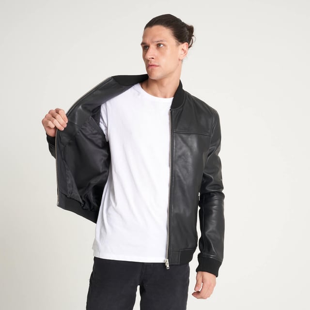 Cover all bases with this classic leather bomber jacket from Barneys Originals. Cool and casual, this jacket can be paired with just about any outfit. Easy to throw on, with timeless style, there are few jackets that compare to this sheep leather essential.