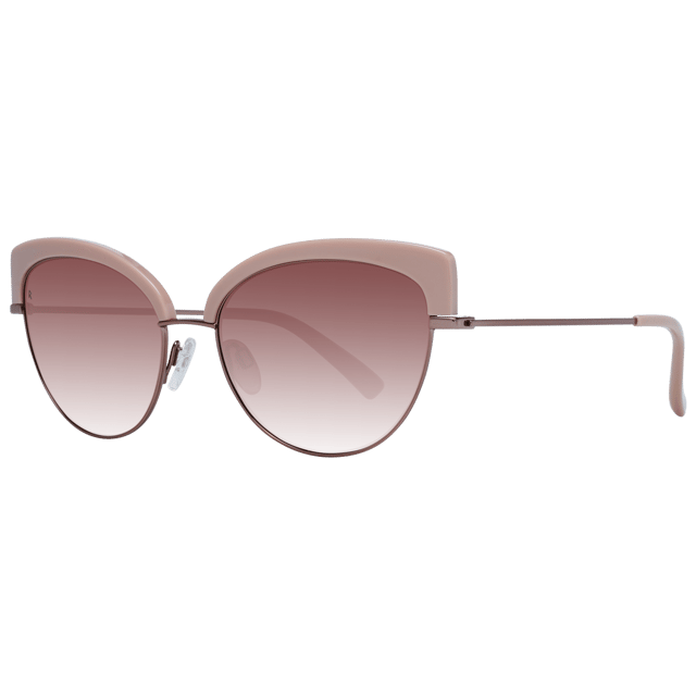 Rodenstock Sunglasses R1435 B 57
Genre: Femmes
Couleur principale: Beige
Les particularites: Pas d'extra
La couleur du cadre: Beige
la monture des lunettes: Metal & Acier inoxydable & Aluminium
couleurs de lunettes: Brown
Le materiel de la lunette: Plastique
Categorie de filtre: 2
Style: Les yeux du chat
Technologie des lunettes: Miroites & degrades
Protection: 100% UVA & UVB
Largeur du verre: 57
Hauteur du verre: 45
largeur du pont lentilles: 17
Largeur des lunettes: 145
Longueur du temple: 145
Charniere a ressort: Non
volume de livraison: Etui original,
Style de cadre: Jante complete