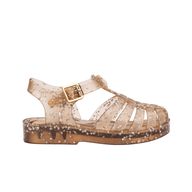Watch your child's eyes light up as she takes each step in the Mini Melissa Possession Shiny Elements. 100% recyclable and lightweight, the casual style is a timeless classic. Available in kids and baby sizes.