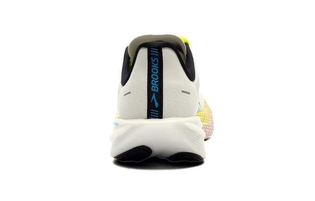 Featuring rapid roll technology that propels you forward for effortless transitions and a substantial, nitrogen infused midsole that returns energy to your stride whilst absorbing impact, the Books Hyperion Max is a responsive running shoe crafted to adapt to your movement and boost your running potential.
 Enhancing this high-performance design is a durable rubber outsole for optimal traction no matter where you are running ensuring protection wear after wear. 
 Finishing the shoes is an engineered breathable mesh upper, ventilating the foot throughout those long-distance runs ensuring feet stay cool and comfortable. 
 - Breathable textile upper
 - Nitrogen-infused DNA FLASH midsole
 - Durable rubber outsole with optimal traction 
 - Rapid Roll technology for fast transitions 
 - Comfort cushioned insole 
 - Secure lace fastening
 - Padded heel and ankle collar
 - Brooks branding