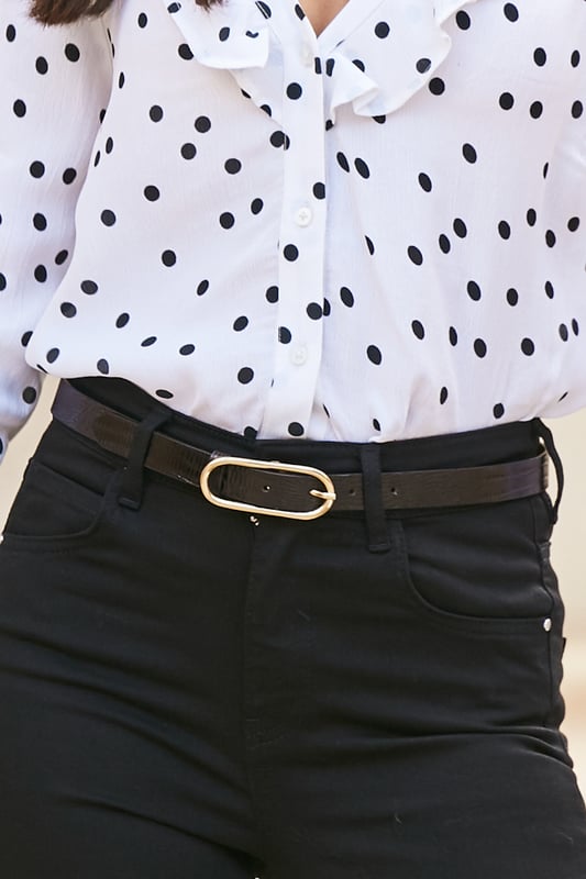REASONS TO BUY: 

It's all in the details
Luxe croc leather finish
Chic round gold buckle detail
Perfect for looping through jeans
Cinch in your favouirte dresses