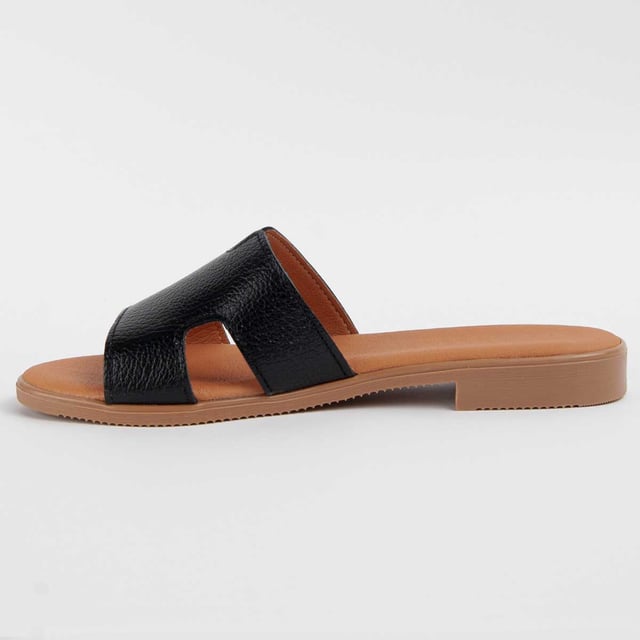 Garantía Purapiel, 10 años de garantía. Sandalia casual para mujer. Hecha en piel natural. Calce cómodo. Fabricado por otras marcas para nuestra marca.