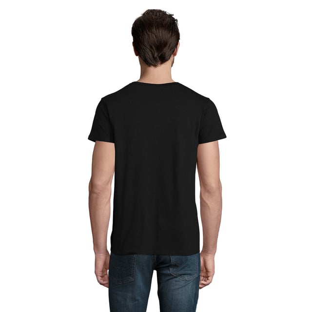 100% Semi-gekämmte Baumwolle. Gewebe: Weiche Haptik. Design: Unifarben. Passform: Anliegend. Gerippter Kragen, Ausschnitt mit Band, Doppelnähte, Größenetikett ohne Markennamen. GSM (Gramm pro Quadratmeter): 150. Sicherheitsstandards: OCS100 zertifiziert, Oeko-Tex Standard 100 zertifiziert. Rundhalsausschnitt. kurzärmlig.