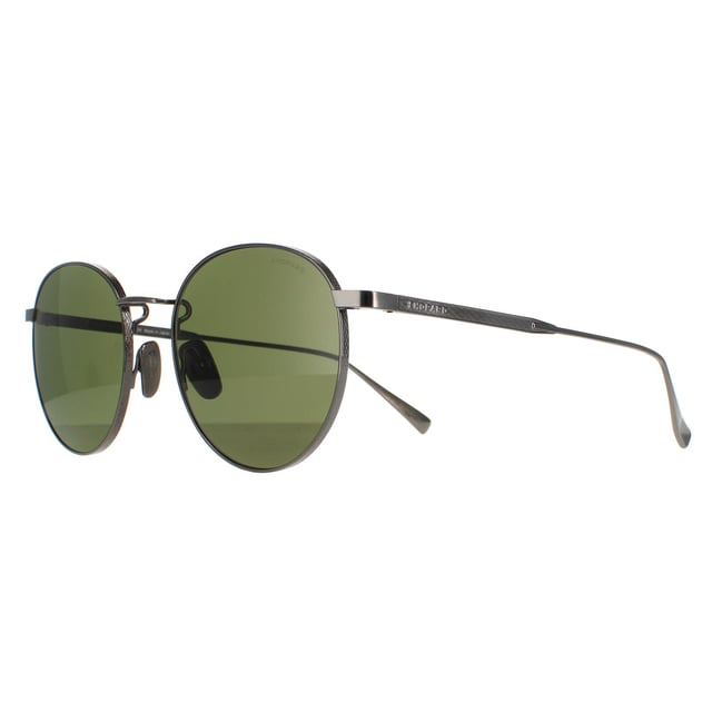 Chopard Round Unisex Grey Grey Green Polarised SCHC77M SCHC77M ist ein luxuriöser runder Stil, der aus Leichtmetall hergestellt wird. Die Silikon-Nasenpads sorgen den ganzen Tag über für Komfort, während die schlanken Schläfen das Chopard-Logo für Markenauthentizität aufweisen.