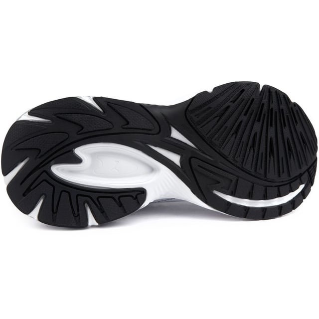 Laufe wild und frei mit dem Puma Morphic. Diese trendigen Turnschuhe für Kinder vereinen Leistung und Stil für den ganzen Tag Spielspaß. Sie sind aus leichtem Nylon-Obermaterial und strapazierfähigen Gummisohlen gefertigt und bieten den Komfort und die Unterstützung, die wachsende Füße benötigen. Die schlanke Silhouette vereint Pumas Lauf-DNA für einen modernen, sportlichen Look. Lass die Fantasie deines Kleinen mit dem Puma Morphic fliegen.