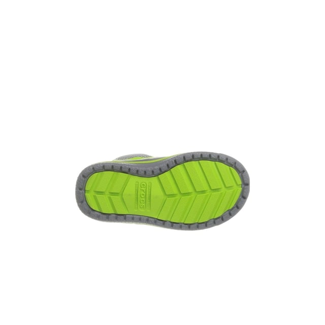 Estos zapatos de invierno para niño llevan plantillas de tela, que proporcionan a tu pequeño ventilación, flexibilidad y un ajuste perfecto. Si quieres proteger los pies de tu hijo del frío, elige un modelo con forro de tela, que también actúa como capa aislante adicional.