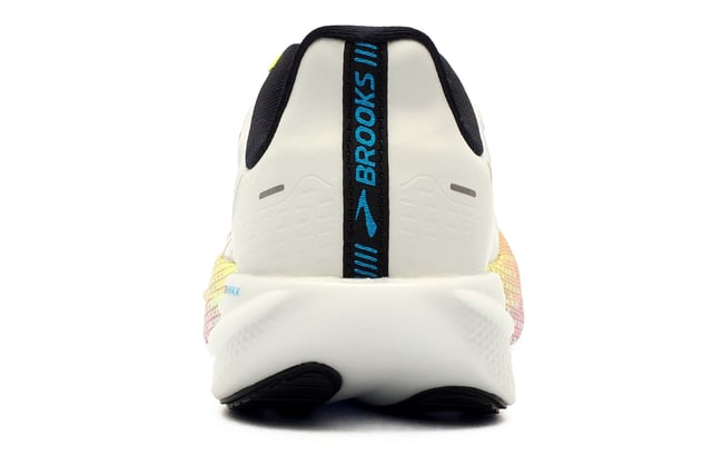 Featuring rapid roll technology that propels you forward for effortless transitions and a substantial, nitrogen infused midsole that returns energy to your stride whilst absorbing impact, the Books Hyperion Max is a responsive running shoe crafted to adapt to your movement and boost your running potential.
 Enhancing this high-performance design is a durable rubber outsole for optimal traction no matter where you are running ensuring protection wear after wear. 
 Finishing the shoes is an engineered breathable mesh upper, ventilating the foot throughout those long-distance runs ensuring feet stay cool and comfortable. 
 - Breathable textile upper
 - Nitrogen-infused DNA FLASH midsole
 - Durable rubber outsole with optimal traction 
 - Rapid Roll technology for fast transitions 
 - Secure lace fastening
 - Padded heel and ankle collar
 - Comfort cushioned footbed
 - Brooks branding