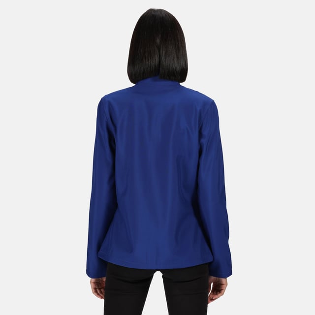 Wind resistant membrane. Showerproof. Shaped fit. Collar high contrast full length zip with inner zip guard. Two front pockets. Open cuffs. Drawcord hem. Cut out label. Ideal for screen, transfer and vinyl printing.