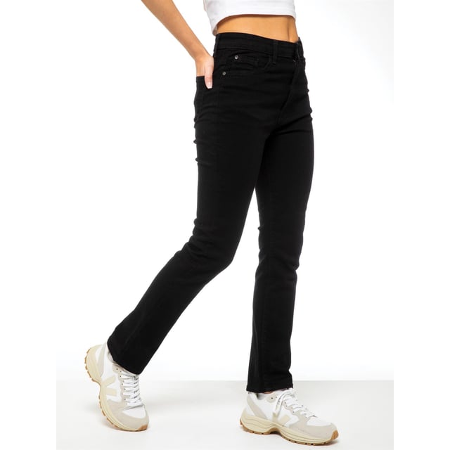 Enzo Womens Straight Leg Denim Jeans. Ausgestattet mit Markenknopf und Nieten mit Button Fly Fastening. Fügen Sie einen neuen Mode-Look in Ihr Leben. Toll zu tragen mit T-Shirt für den täglichen Gebrauch. Bequem und einfach zu tragen.