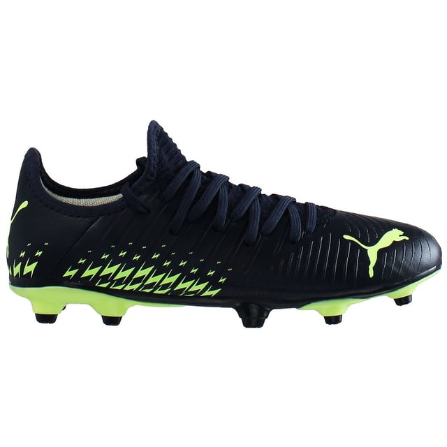 Si estás listo para llevar tu juego a nuevas cotas de vértigo, estas botas de fútbol Future Z 4.4 son para ti. Se completan con la extraordinaria tecnología FUZIONFIT+ para un calzado que se adapta a la forma de tu pie y te proporciona el máximo equilibrio y flexibilidad. La suela Dynamic Motion System mejora la tracción y los movimientos multidireccionales explosivos. Además, las Creator Zones, estratégicamente situadas en el antepié, proporcionan un control excepcional del balón. ¿A qué estás esperando?

CARACTERÍSTICAS Y VENTAJAS
FUZIONFIT+: Tecnología de compresión adaptativa que bloquea el pie y permite movimientos más explosivos en el terreno de juego

DETALLES
Parte superior suave y ligera
Creator Zones proporciona un tacto superior en las zonas de contacto clave
Suela Dynamic Motion System para mayor libertad de movimiento y sujeción
Adecuadas para su uso en superficies naturales firmes y césped artificial
La configuración avanzada de los tacos mejora la tracción multidireccional
Contrafuerte del talón integrado para una mayor sujeción y fijación
Logotipo PUMA Cat en la puntera
Logotipo PUMA Cat en la parte trasera del talón